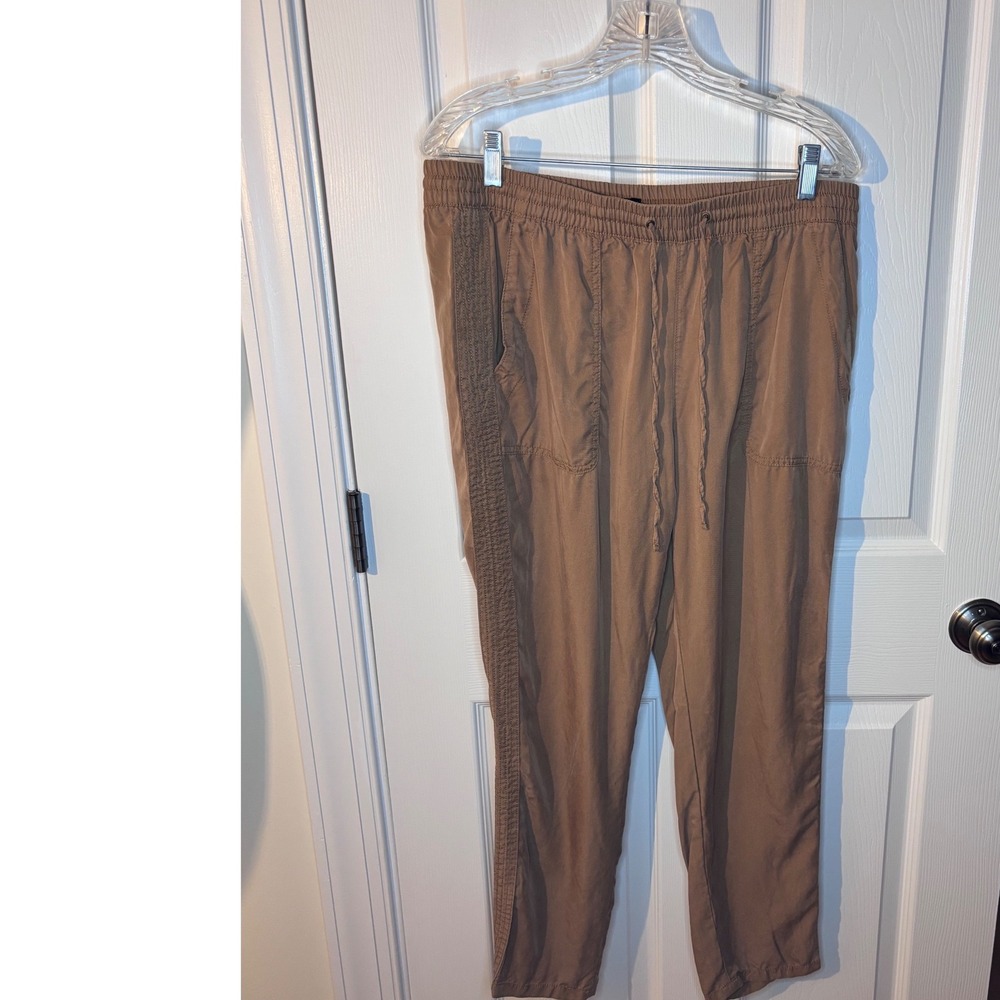Banana Republic Tencel Utility Jogger Pants Tan Brown Cabincore Women Large